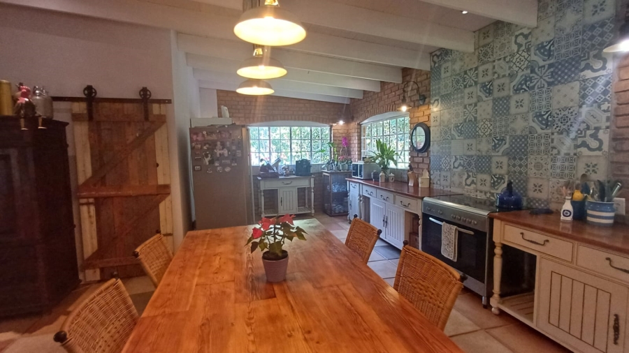 Commercial Property for Sale in Remhoogte AH North West